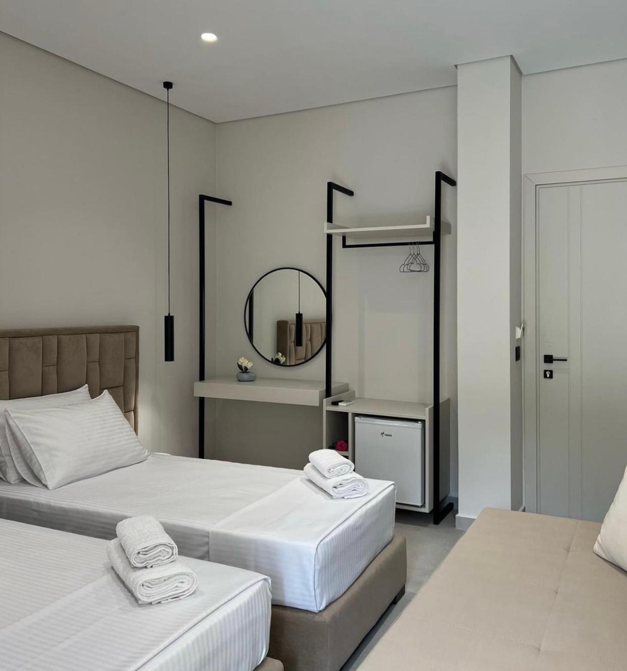 Astoria Rooms Sarande Exterior photo